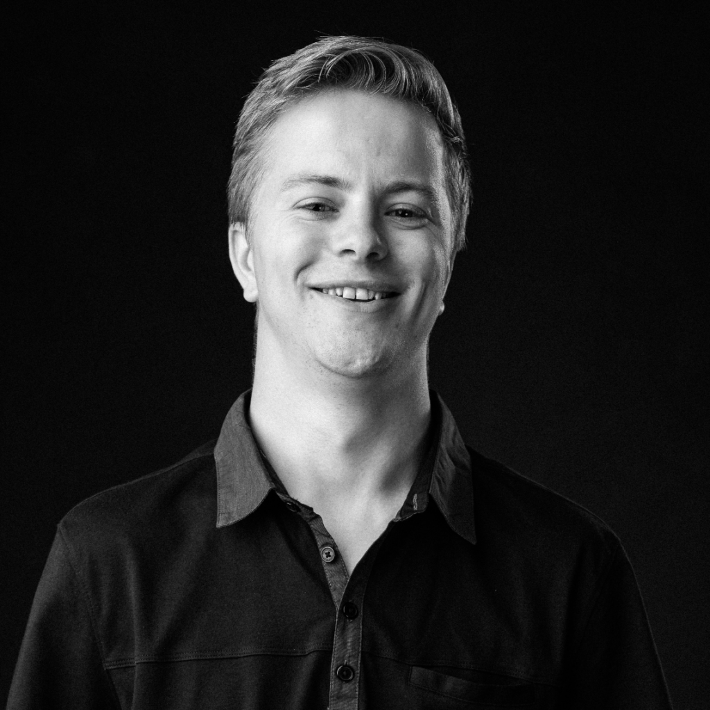 67ee6a4c52535000084a4e9e