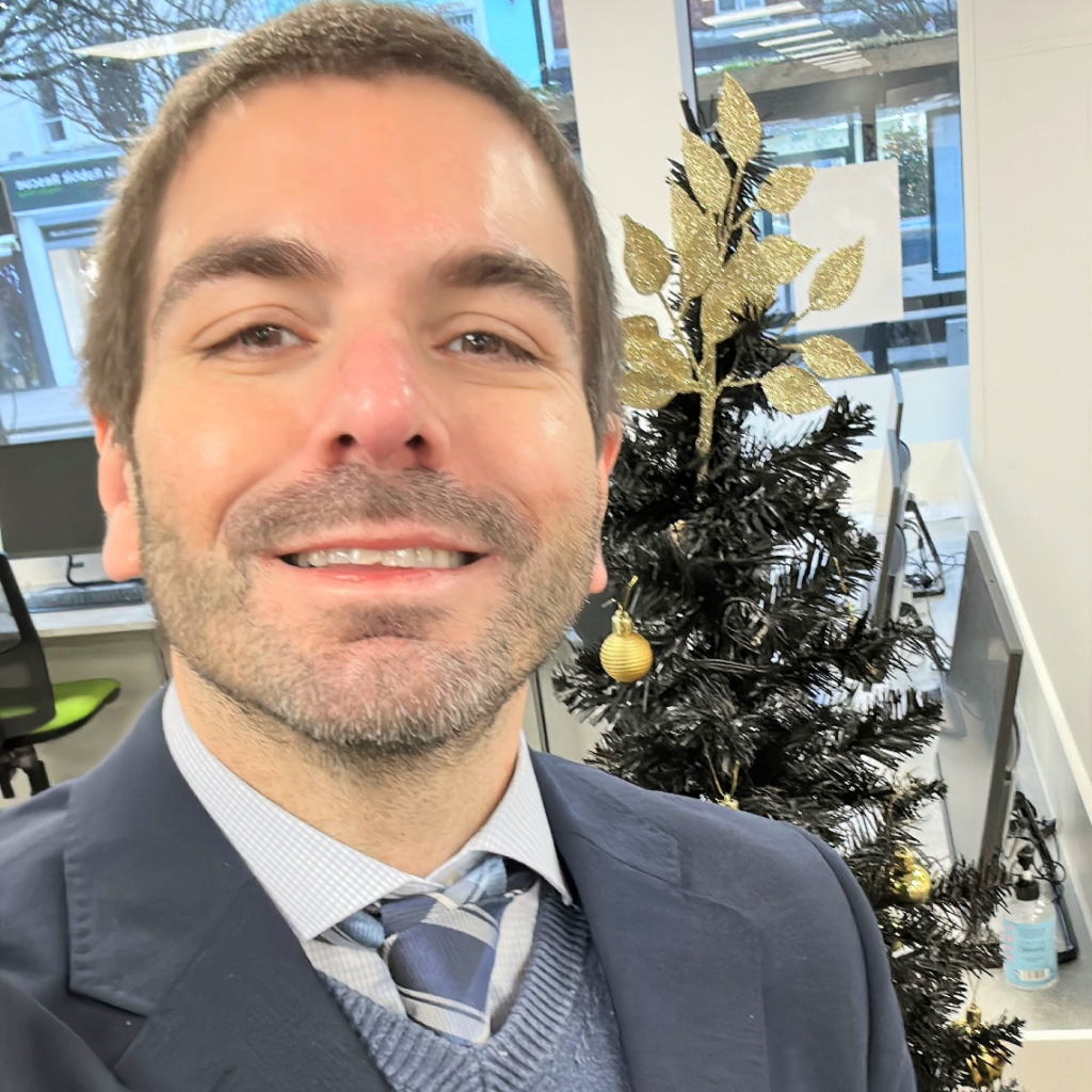 6911cda33023270008719d5f